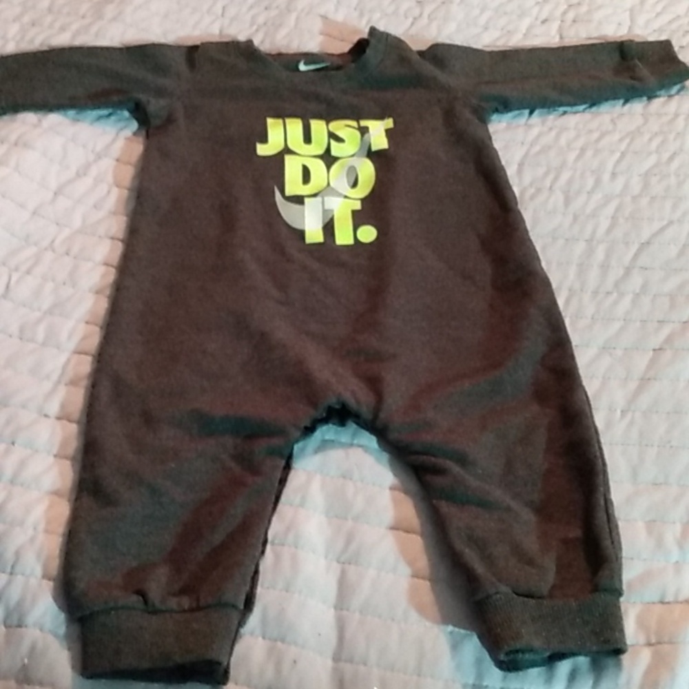 Nike 6 Months Baby Boy JUST DO IT Coverall Romper Outfit Dark Gray/Neon Yellow